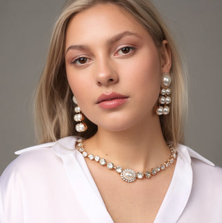 Crystal necklace with pearl centerpiece - Anton Heunis