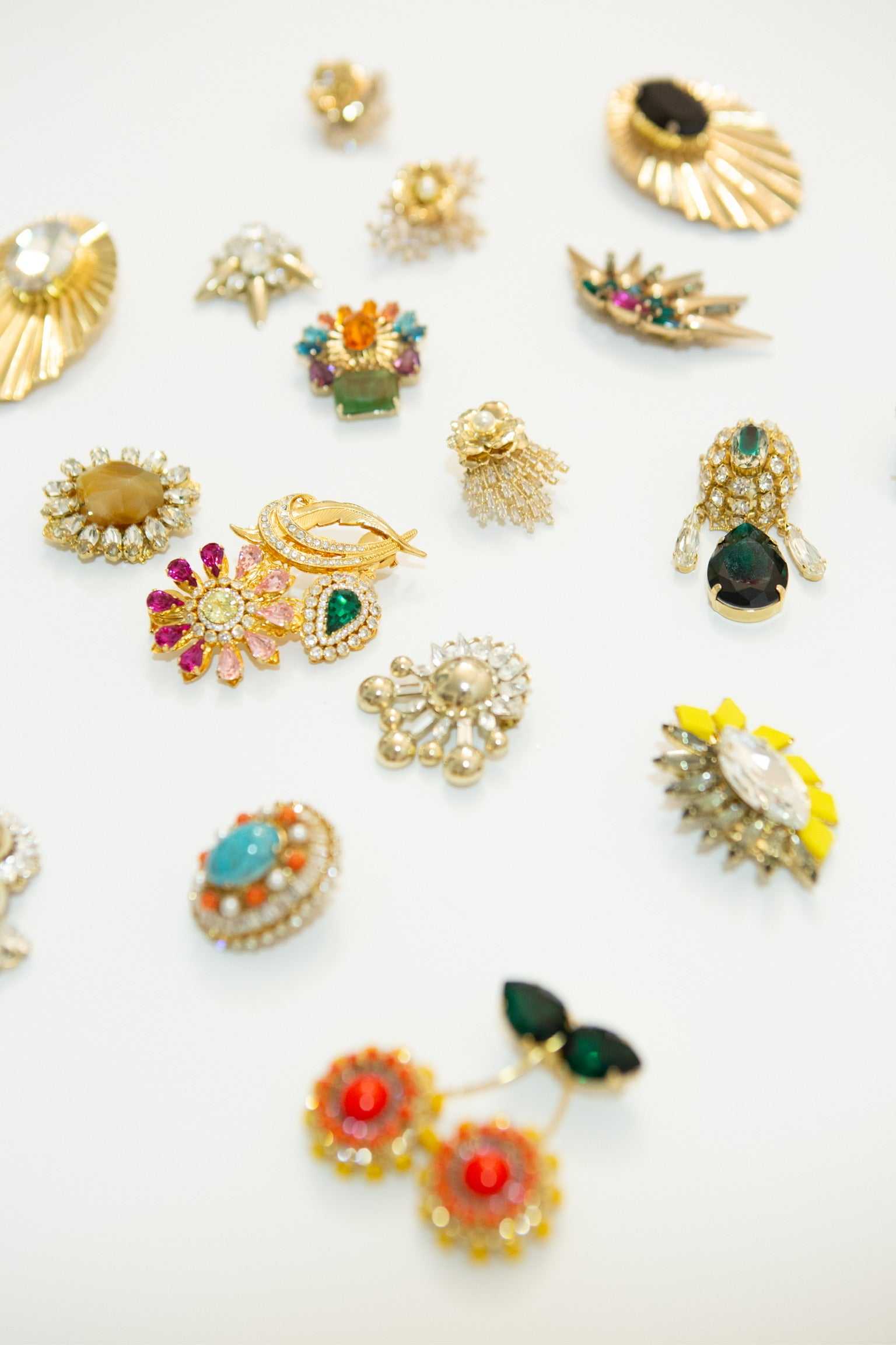 Vintage statement brooches colorful Anton Heunis