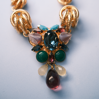 Statement necklace with golden knots, amethyst and pearls - Anton Heunis